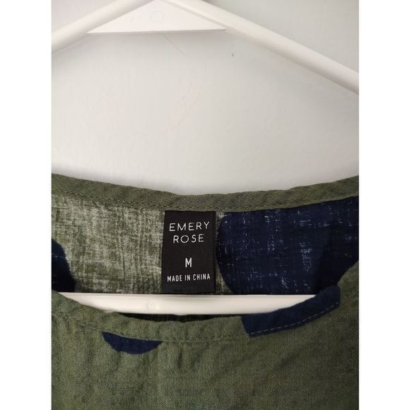 Emery Rose blouse size medium green blue polka dots cap sleeve - Picture 3 of 6